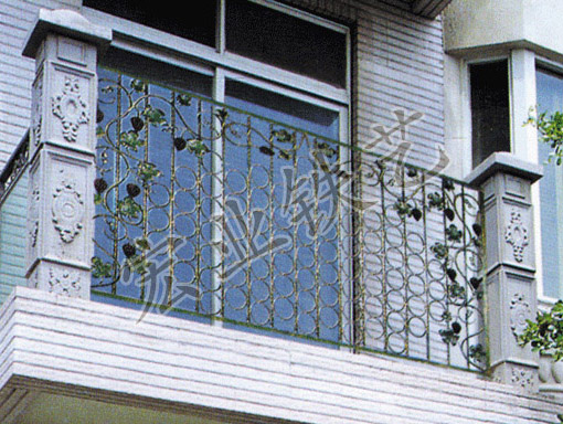 鍛造藝術(shù)陽臺(tái)